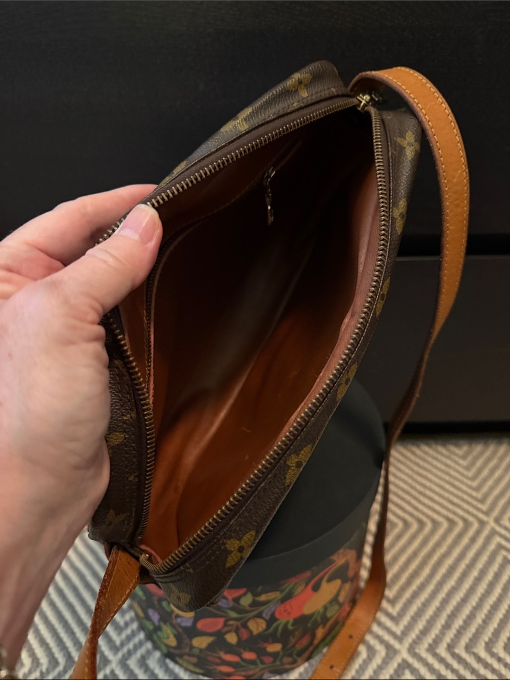 Louis Vuitton Monogram Crossbody Bag - Brown/Tan - Picture 7 of 13
